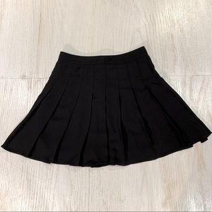 Brand: Forever 21 // Size: XS